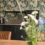 Bed & Breakfast De Nieuwenhof 'de Voorkamer' Melderslo