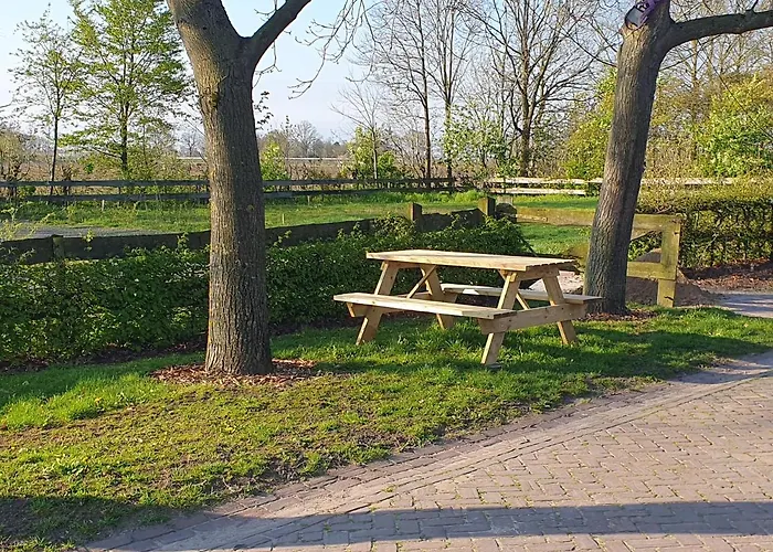 Bed & Breakfast De Nieuwenhof 'de Voorkamer' 3*