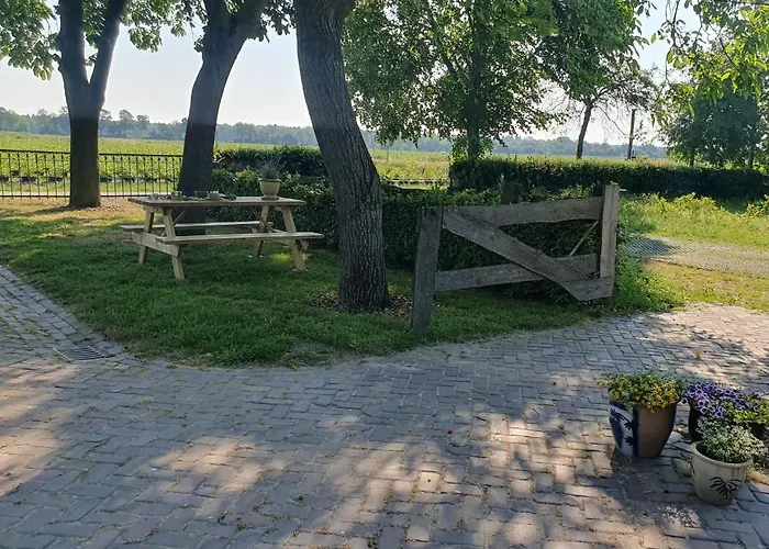 De Nieuwenhof 'de Voorkamer' Bed & Breakfast