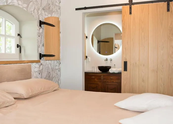 Bed & Breakfast De Nieuwenhof 'de Voorkamer' 3*