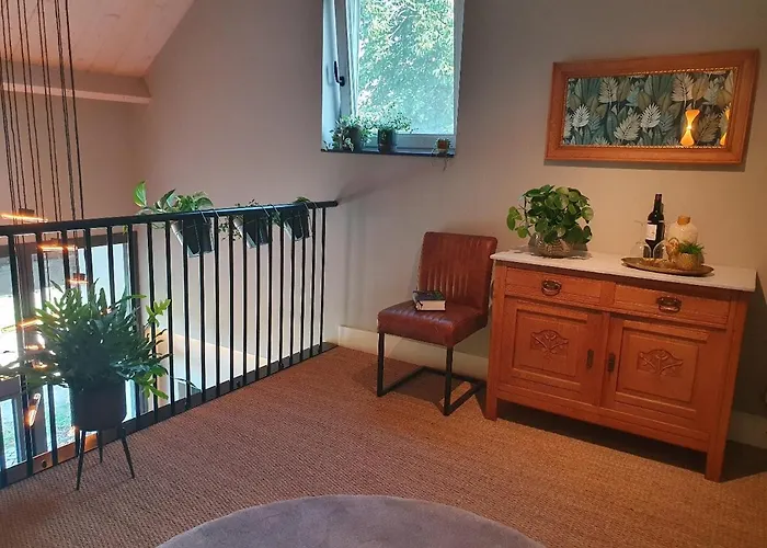 De Nieuwenhof 'de Voorkamer' Bed & Breakfast 3*