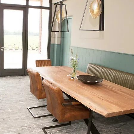 De Nieuwenhof 'de Voorkamer' Melderslo